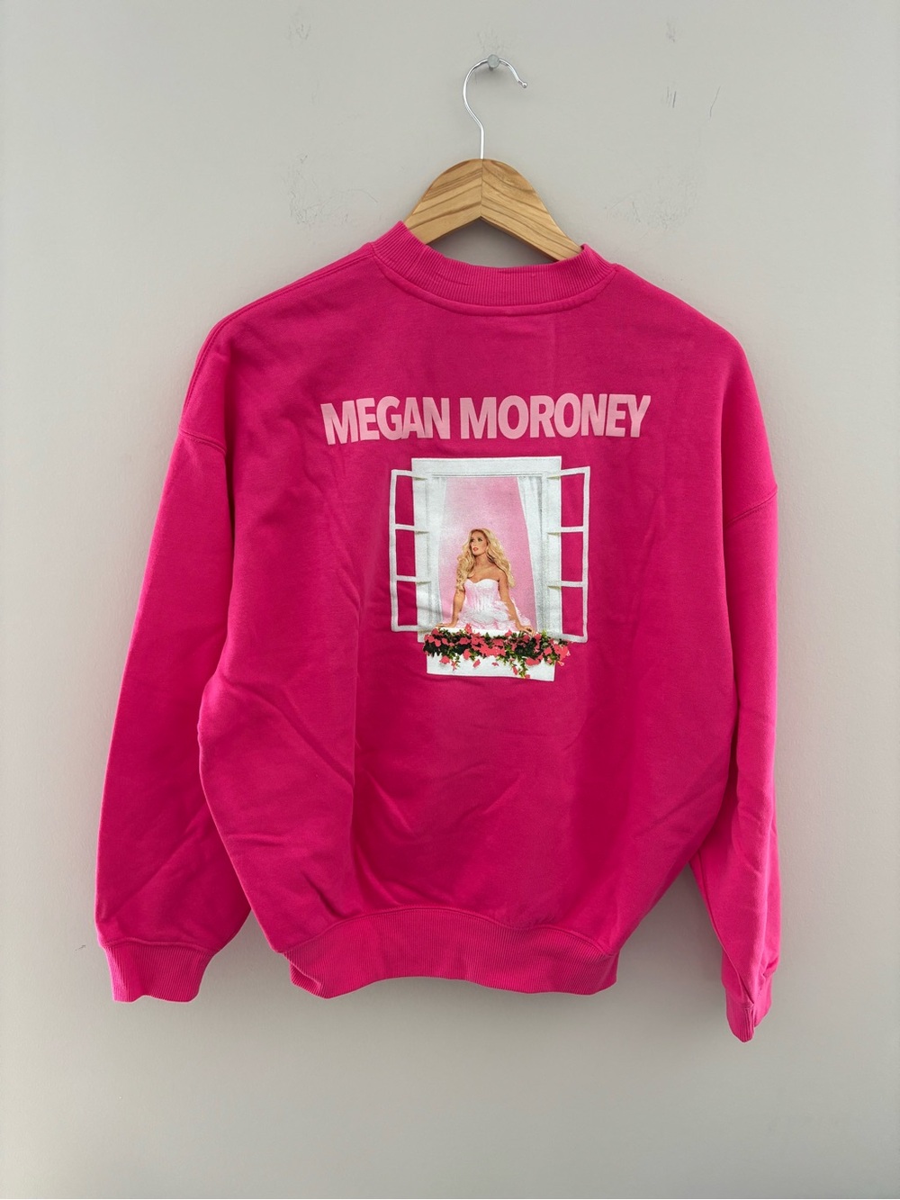 Megan Moroney Hot Pink Graphic Crewneck Sweatshirt Pullover SIZE SMALL